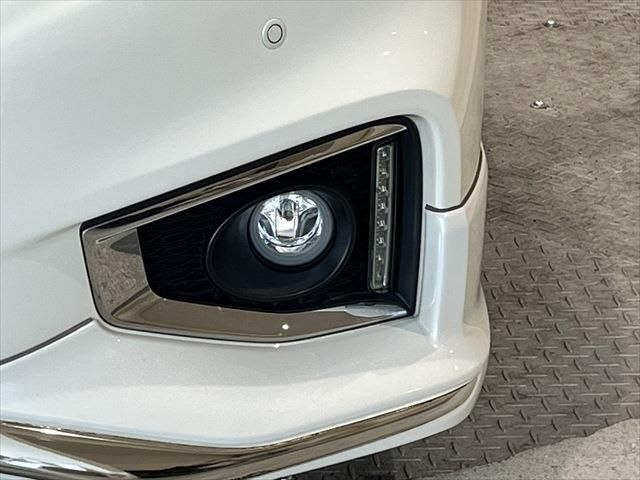 Nissan ELGRAND 2014-03 21524-10