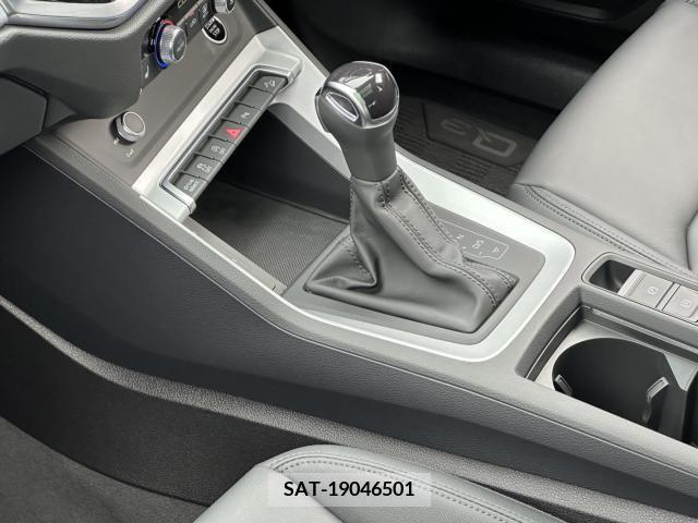 Audi Q3 2023-02 317892-25