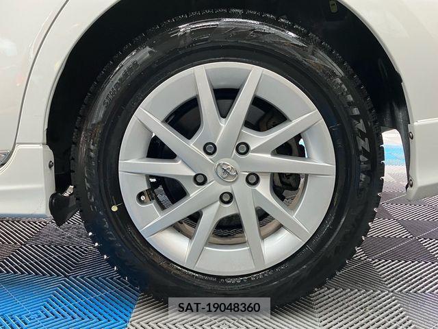 Toyota PRIUS ALPHA 2012-07 366777-25