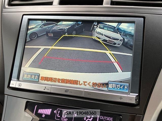 Toyota PRIUS ALPHA 2012-07 366777-17
