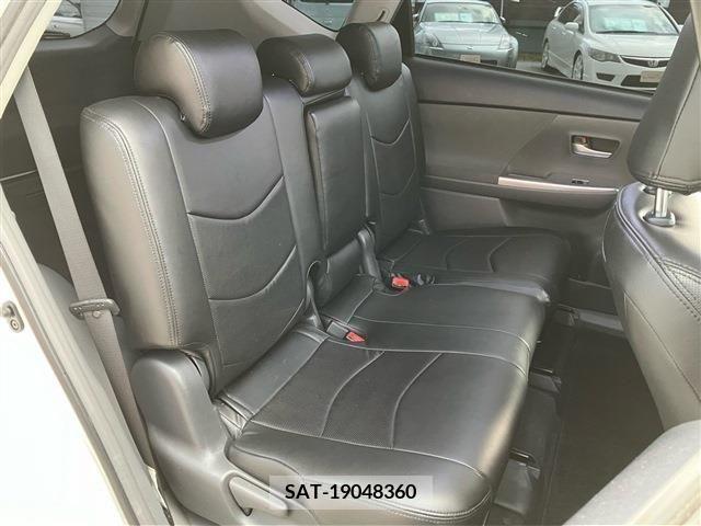 Toyota PRIUS ALPHA 2012-07 366777-11