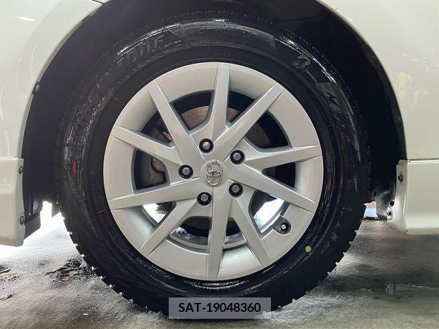 Toyota PRIUS ALPHA 2012-07 366777-24
