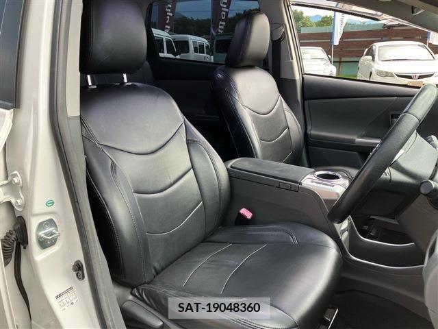 Toyota PRIUS ALPHA 2012-07 366777-9