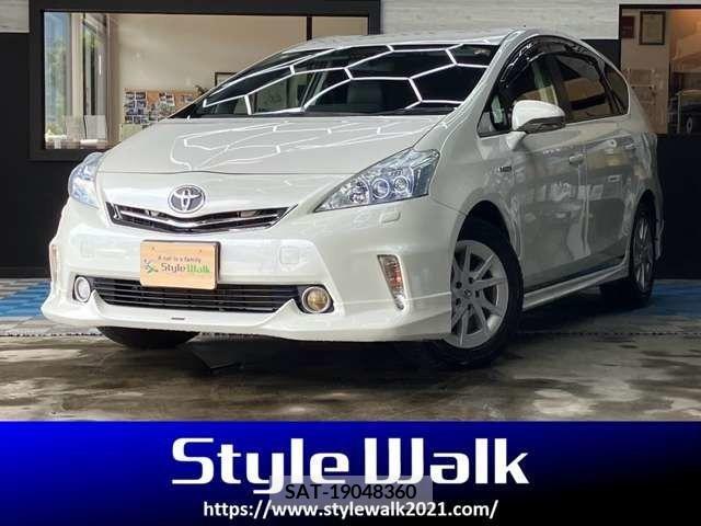 Toyota PRIUS ALPHA 2012-07 366777-0
