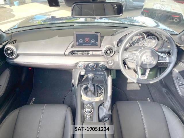 Mazda ROADSTER 2022-02 393675-1