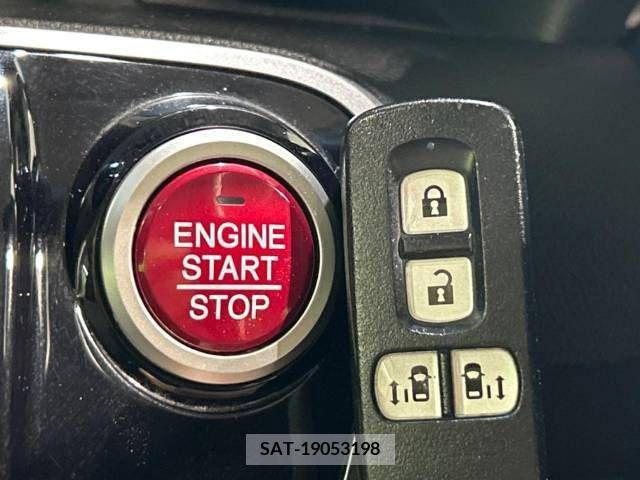 Honda N BOX CUSTOM 2014-05 306549-7