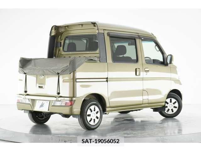 Daihatsu HIJET VAN 2018-07 221448-1