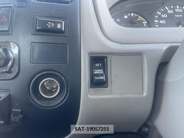 Hino DUTRO 2011-05 207895-24