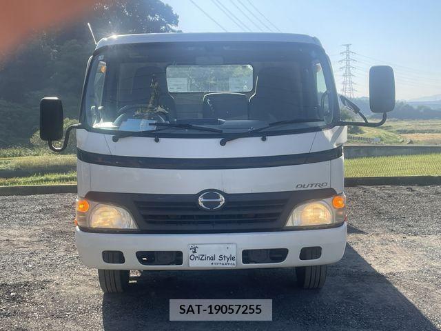 Hino DUTRO 2011-05 207895-2