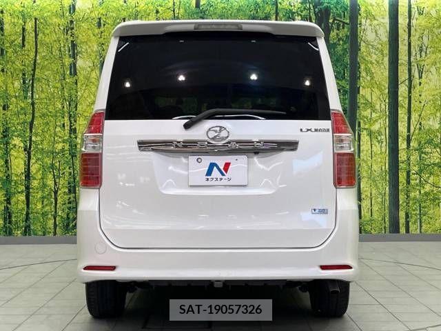 Toyota NOAH 2008-09 321310-16