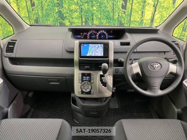 Toyota NOAH 2008-09 321310-1