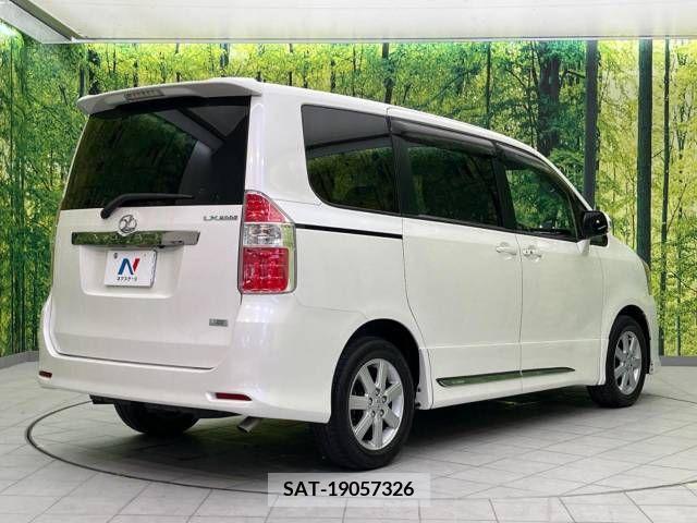 Toyota NOAH 2008-09 321310-18