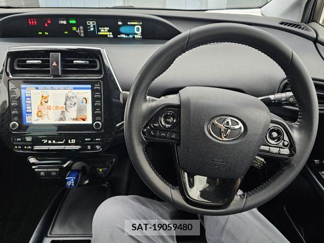 Toyota PRIUS 2021-08 325332-8
