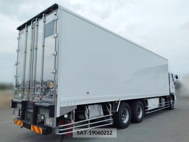 Hino PROFIA 2019-04 333592-2