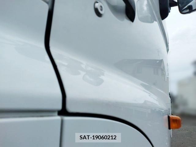 Hino PROFIA 2019-04 333592-25