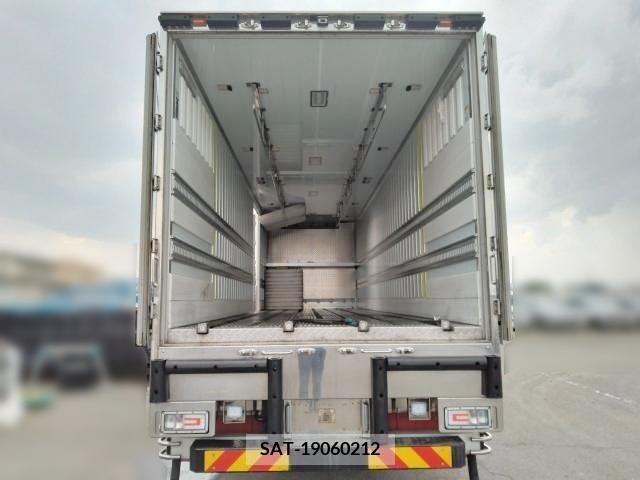 Hino PROFIA 2019-04 333592-24