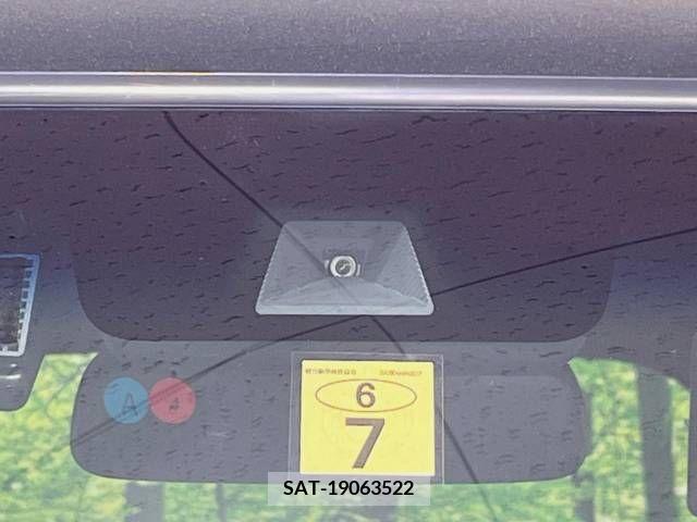 Honda N BOX CUSTOM 2021-07 215102-2