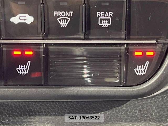 Honda N BOX CUSTOM 2021-07 215102-8