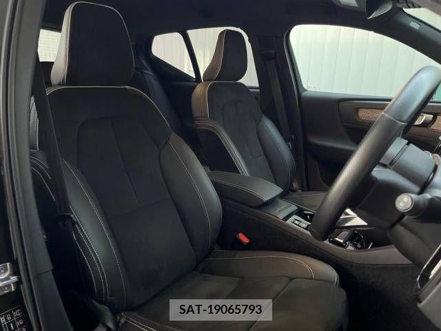 Volvo XC40 2021-07 288810-11