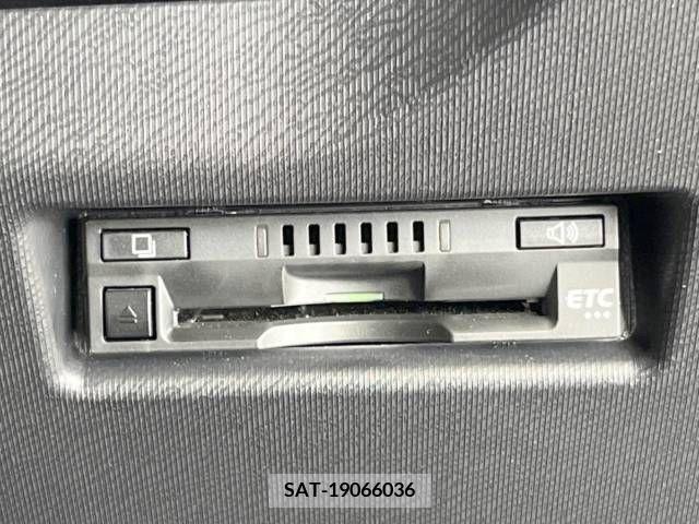 Toyota AQUA 2019-02 340973-5