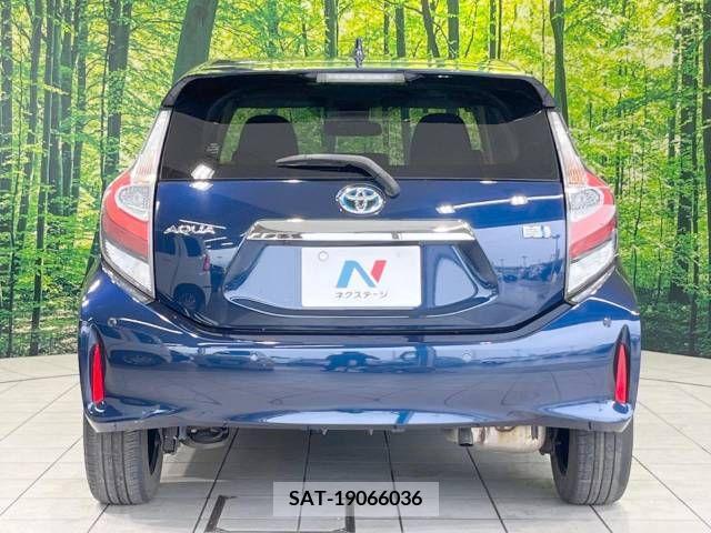 Toyota AQUA 2019-02 340973-15
