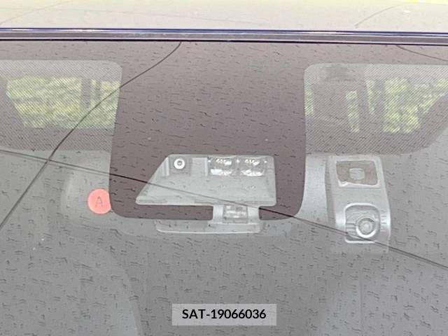 Toyota AQUA 2019-02 340973-4