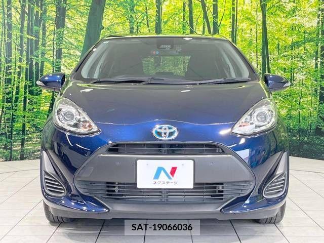 Toyota AQUA 2019-02 340973-14