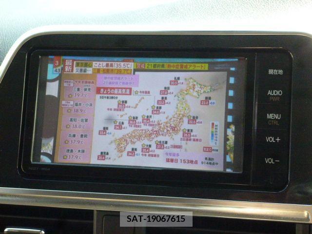 Toyota SIENTA 2015-08 329636-12