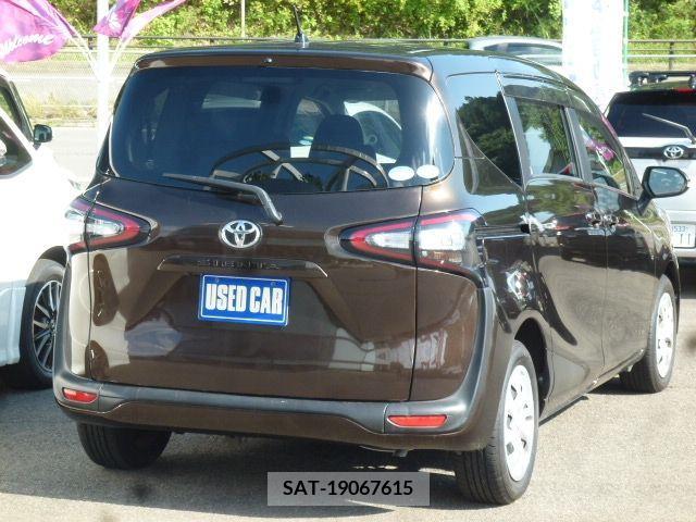 Toyota SIENTA 2015-08 329636-4