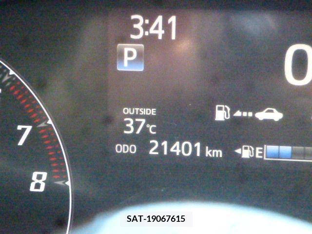 Toyota SIENTA 2015-08 329636-29
