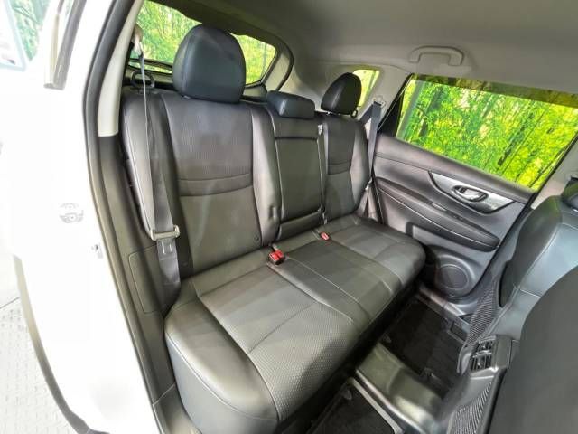 Nissan X-TRAIL 2016-11 19239-9