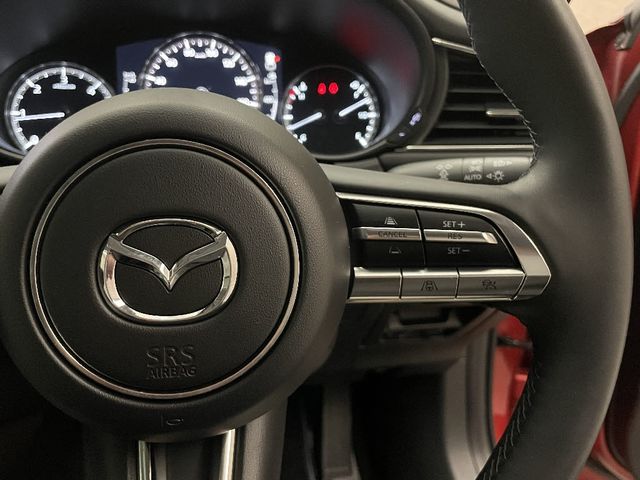 Mazda CX-30 2021-01 181221-25