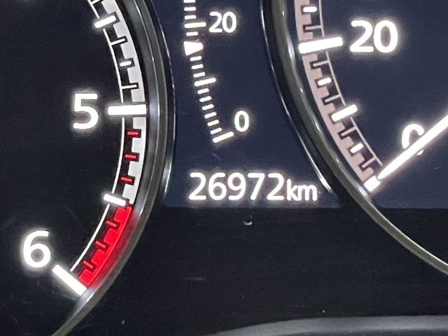 Mazda CX-30 2021-01 181221-28
