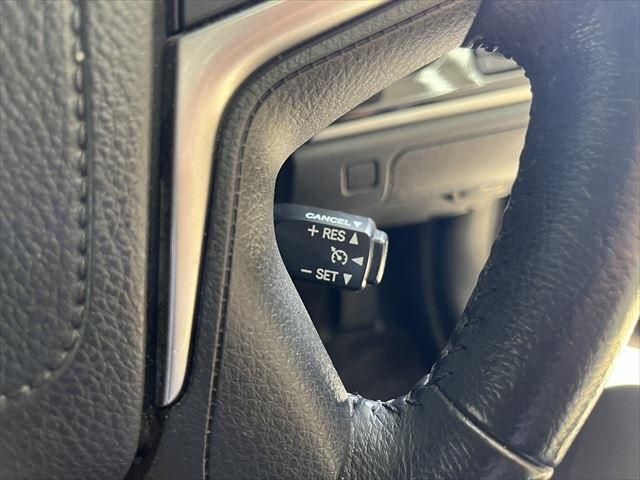 Toyota CROWN SEDAN 2015-11 182958-28