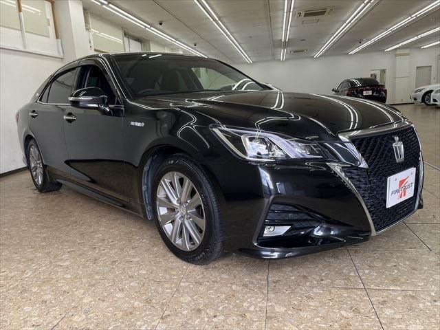 Toyota CROWN SEDAN 2015-11 182958-2