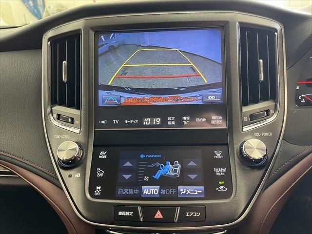 Toyota CROWN SEDAN 2015-11 182958-27