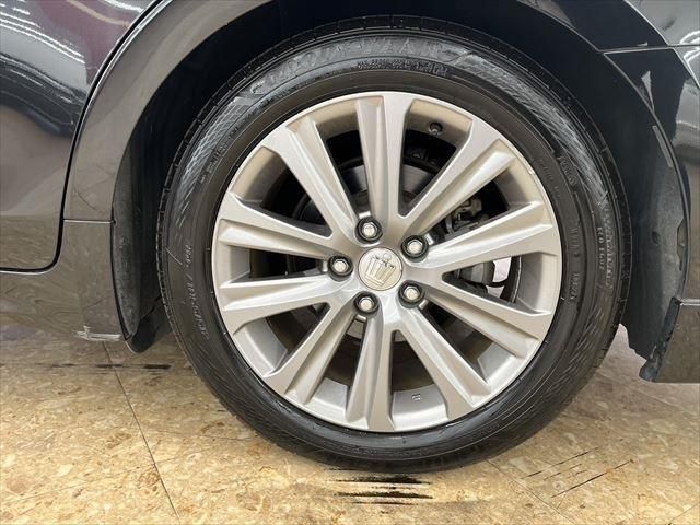 Toyota CROWN SEDAN 2015-11 182958-16