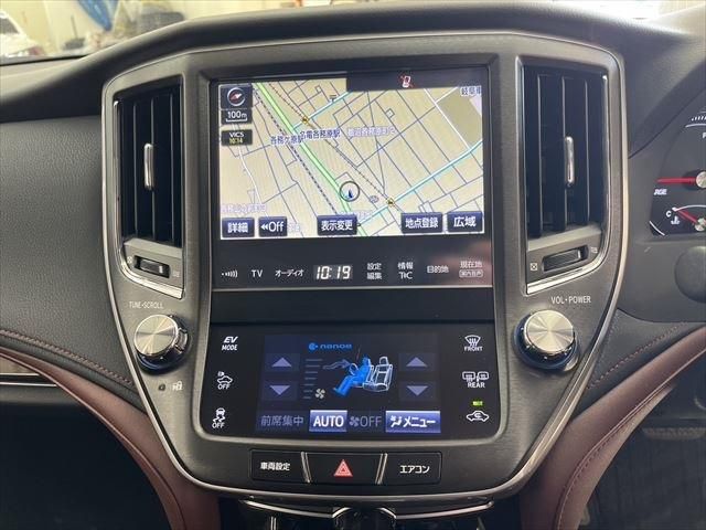 Toyota CROWN SEDAN 2015-11 182958-26