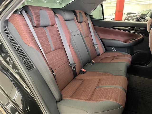 Toyota CROWN SEDAN 2015-11 182958-20
