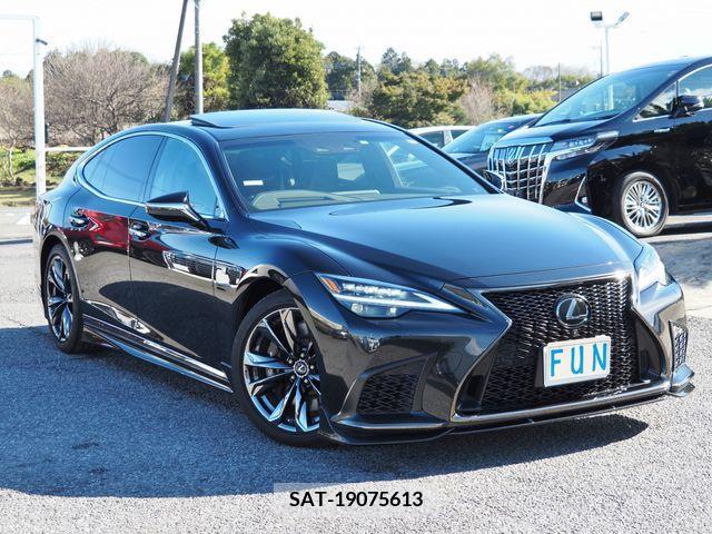 Lexus LS 2021-04 205911-2