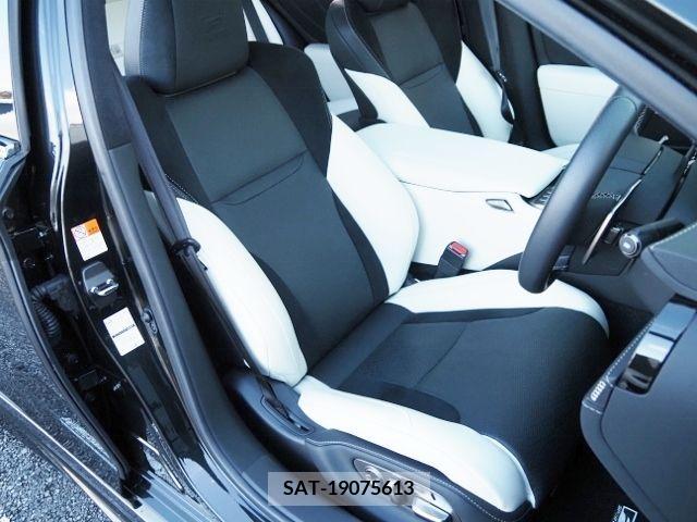 Lexus LS 2021-04 205911-10