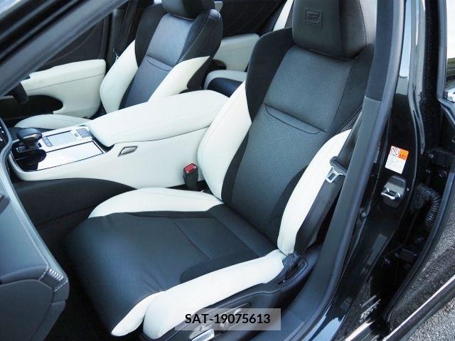 Lexus LS 2021-04 205911-11