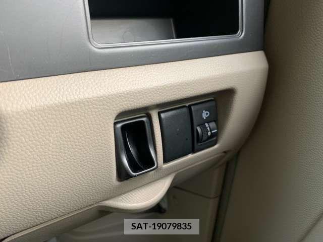 Suzuki EVERY 2012-11 207961-17