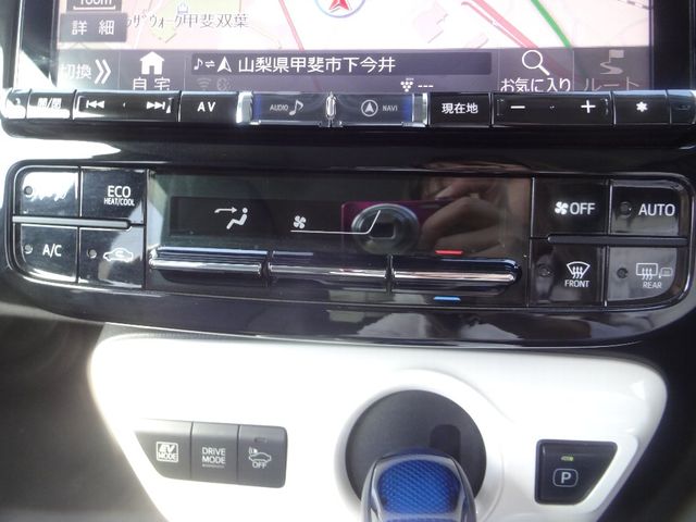 Toyota PRIUS 2016-10 13961-12
