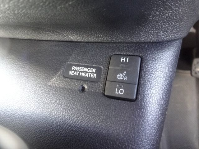 Toyota PRIUS 2016-10 13961-14