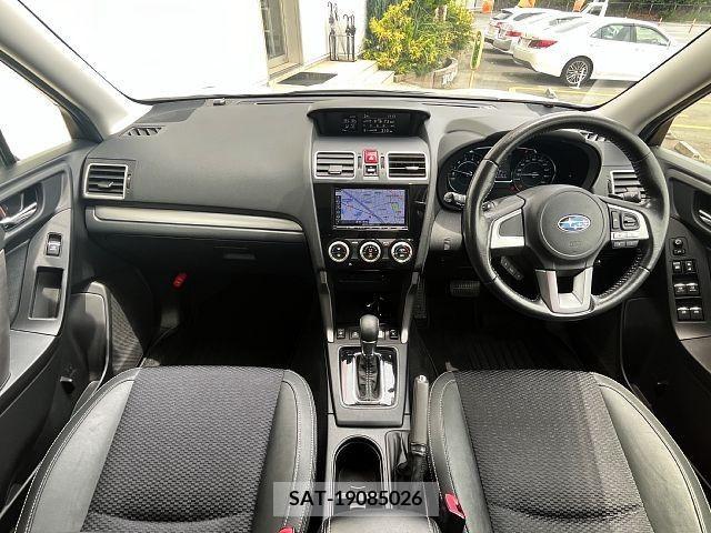 Subaru FORESTER 2017-11 270275-1
