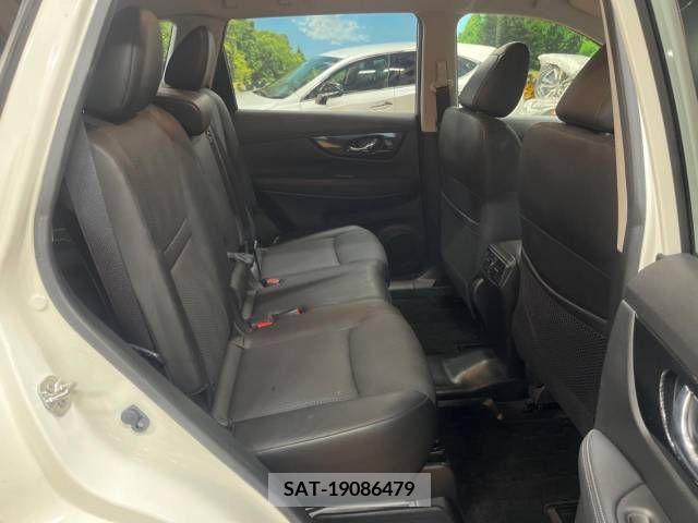 Nissan X-TRAIL 2019-03 221558-9