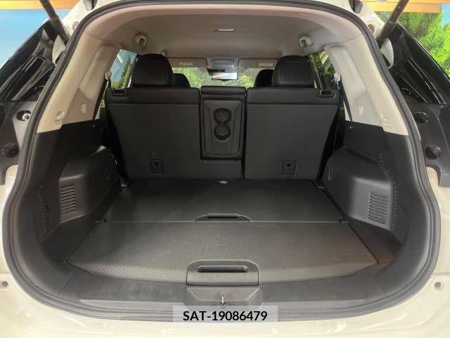 Nissan X-TRAIL 2019-03 221558-10
