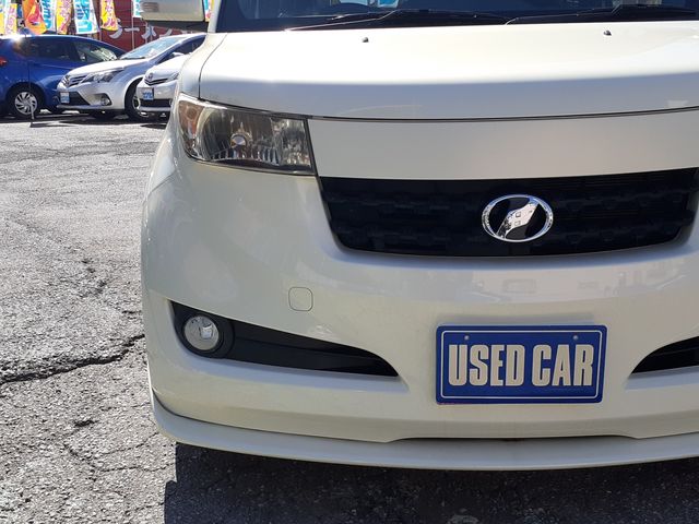 Toyota BB 2011-09 186693-4