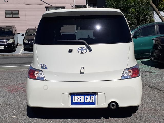 Toyota BB 2011-09 186693-10